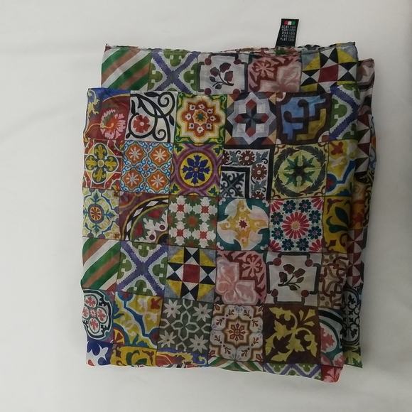 Italian 100% Silk Multi Color Tile Pattern Scarf - Picture 6 of 8